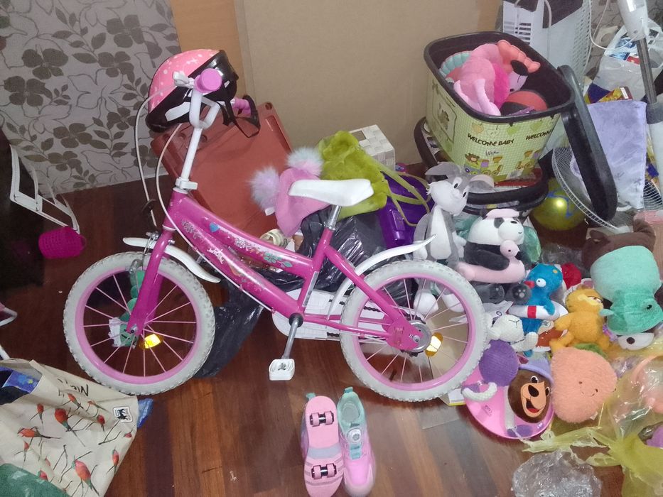 Vand bicicleta pt. Fetite