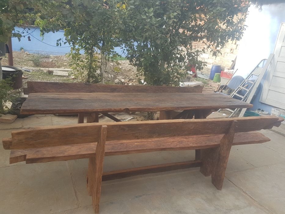 Masa de stejar si 2 banci de stejar