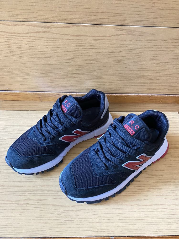 New Balance  R_C 1300  ,  номер 37