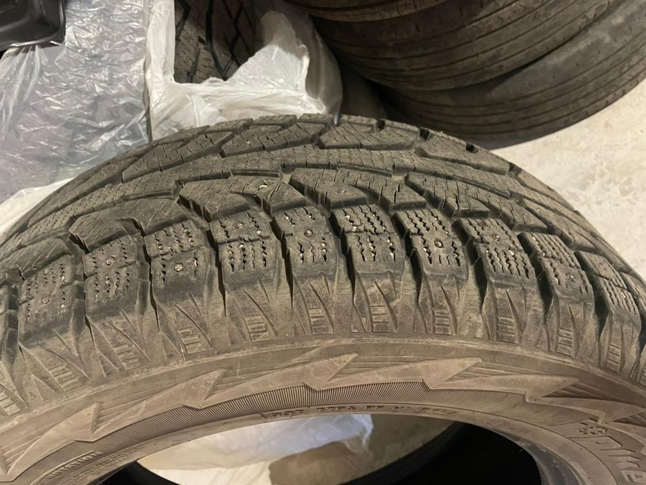 Продам зимнюю  резину Hankok
