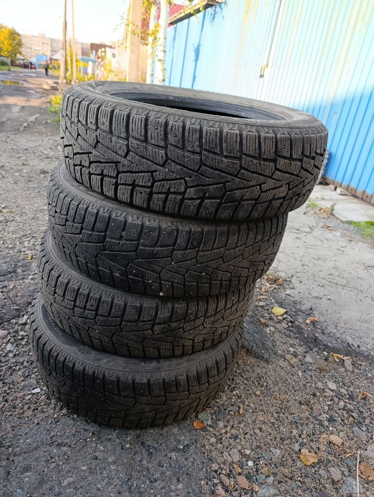 Продам зимнюю резину р15