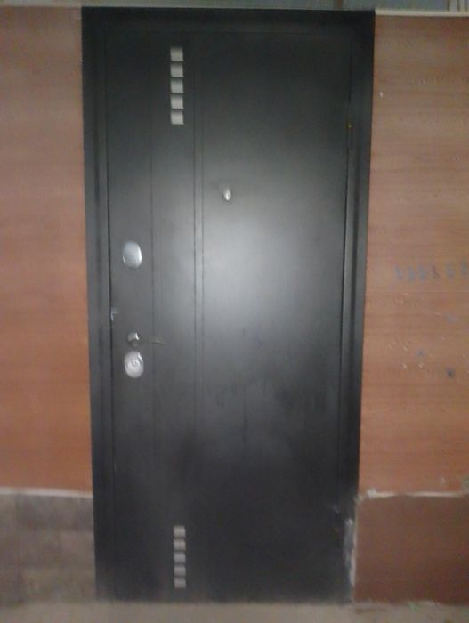 Двери металлические