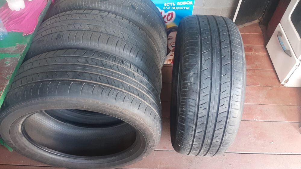 Продам резину 285/ 50 R20