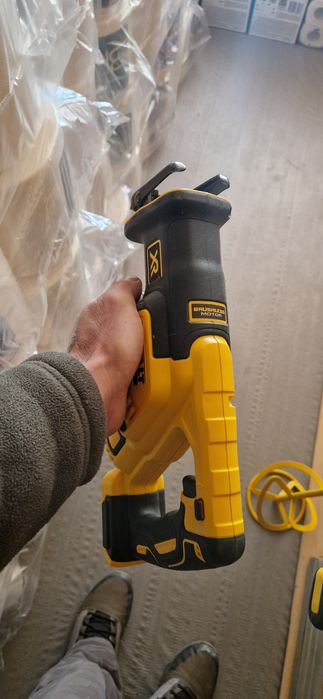 Scule Devalt profesionale xr