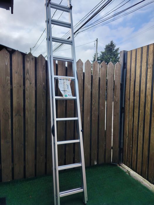 Scară din aluminiu 2 tronsoane 10 trepte