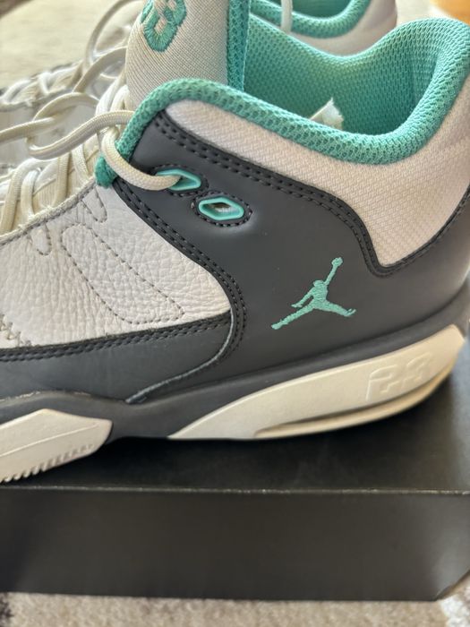 Баскетболни обувки Nike AIR Jordan