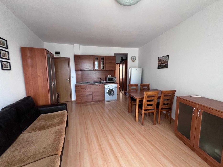 Двустаен обзаведен апартамент в к-с ”Sunny Day 3 Premium”