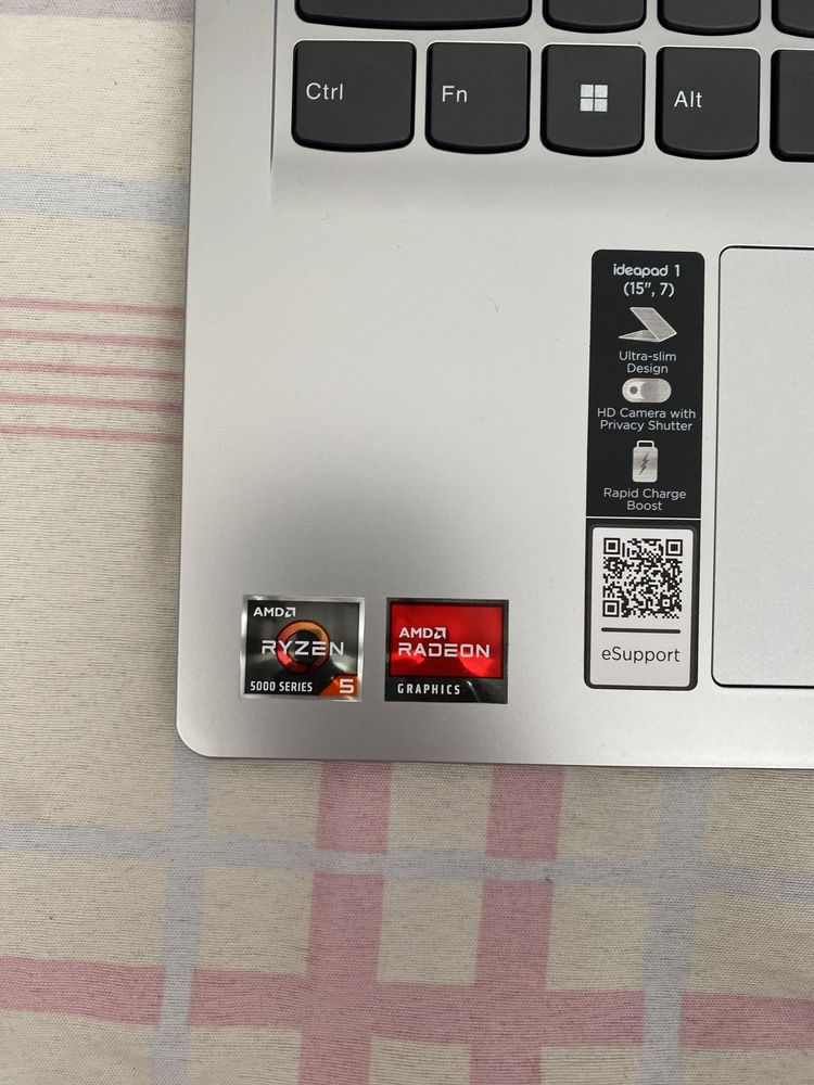 Laptop lenovo AMD Ryzen 5500U