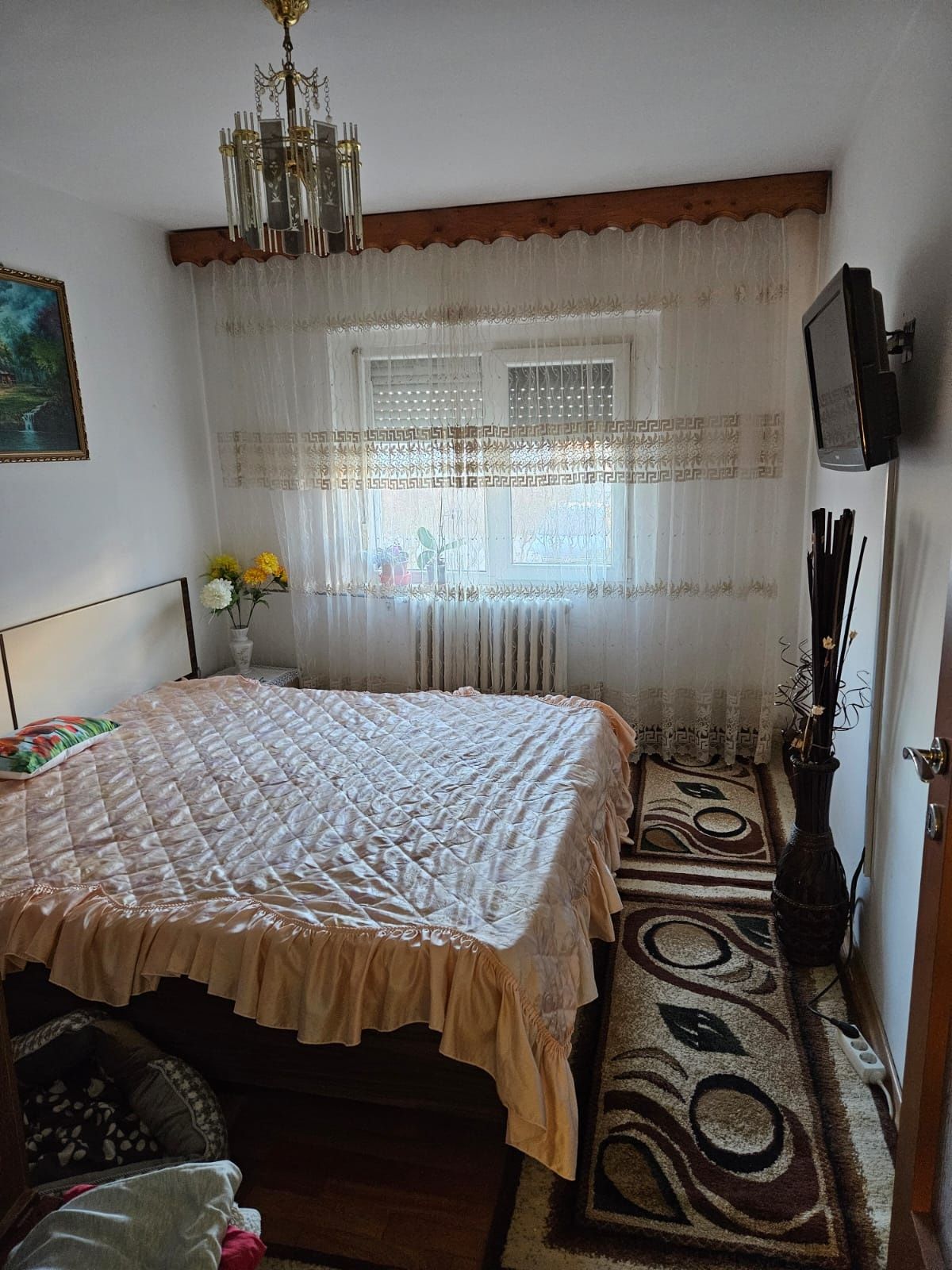 Vând sau schimb apartament 2 camere Sînmartin