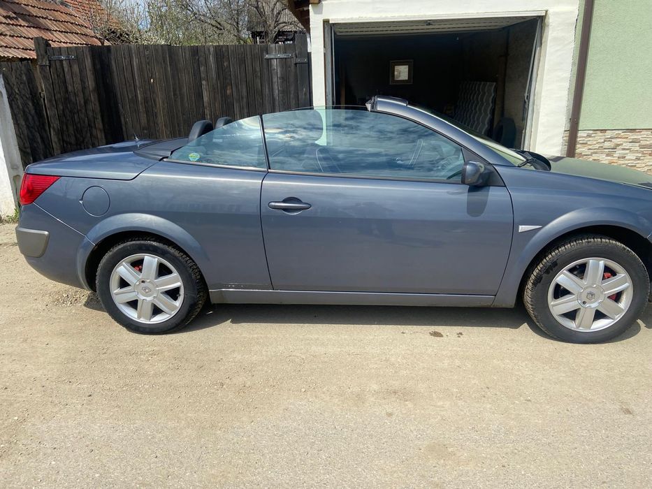 Vând Renault Megane cabrio
