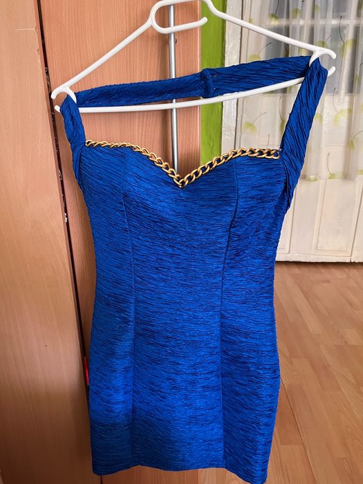 Rochie scurta in stare buna