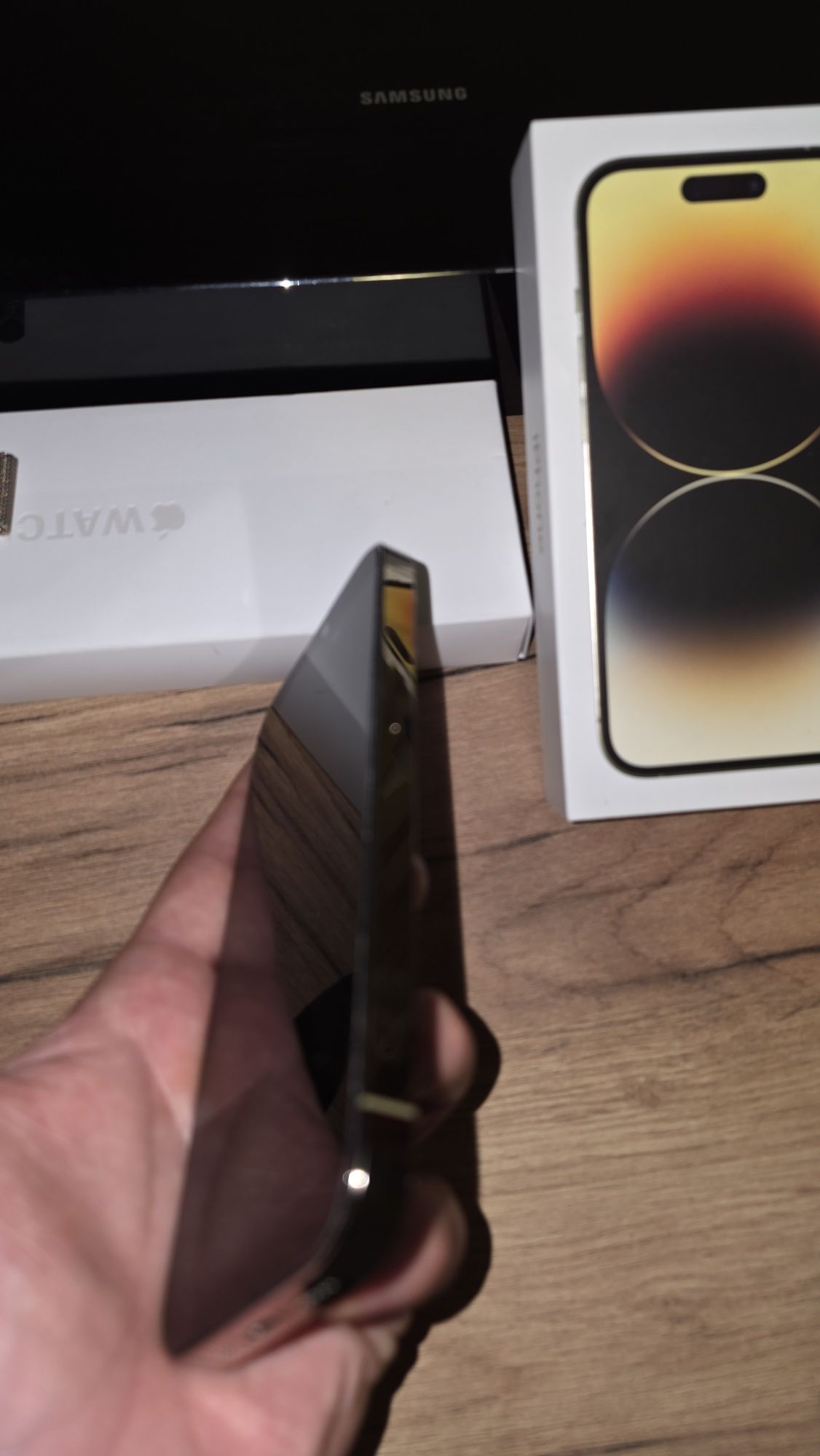 Apple IPhone 14 pro 512gb gold
