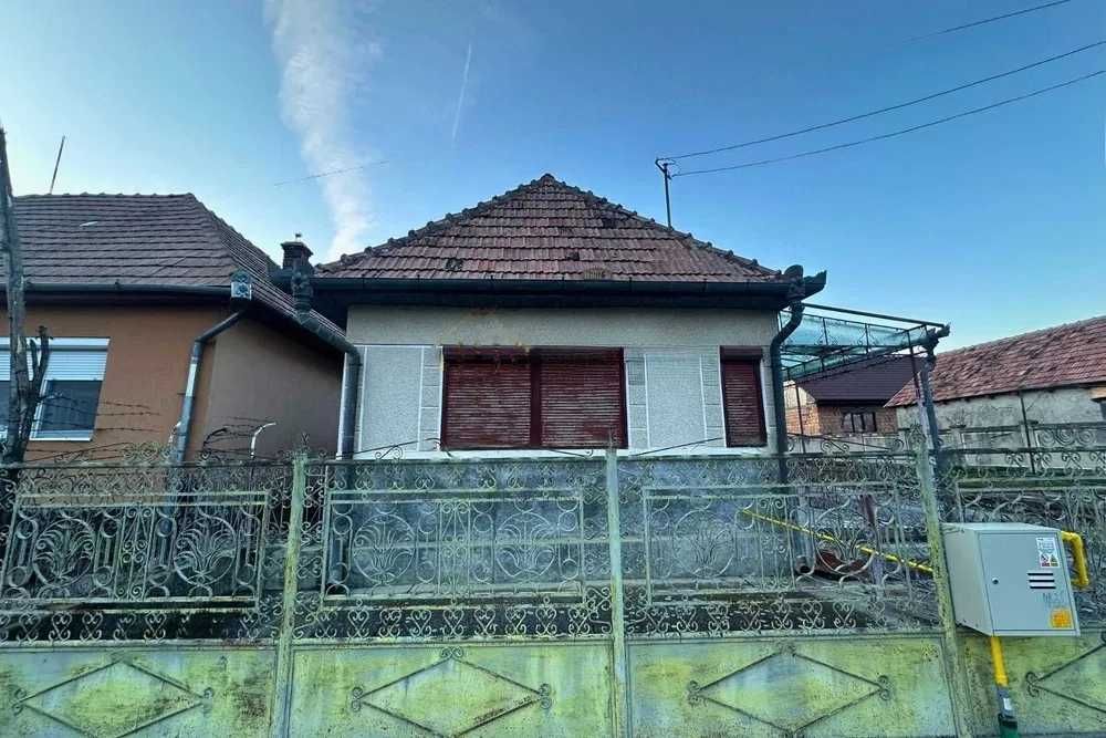 Vand 2 case la 9 km de Tg-Mures