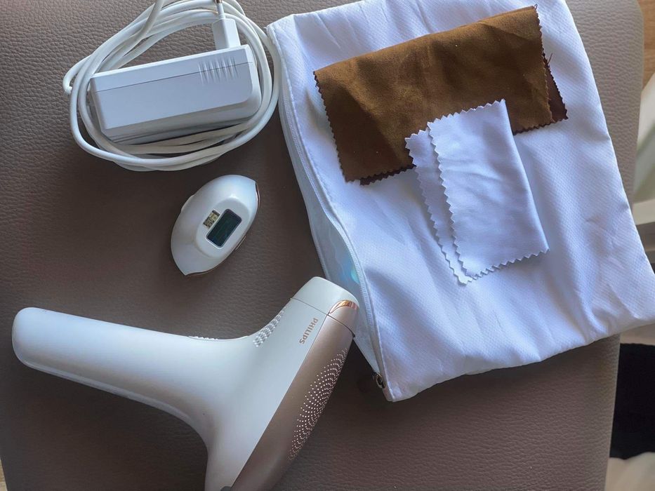 Фотоепилатор Philips Lumea
