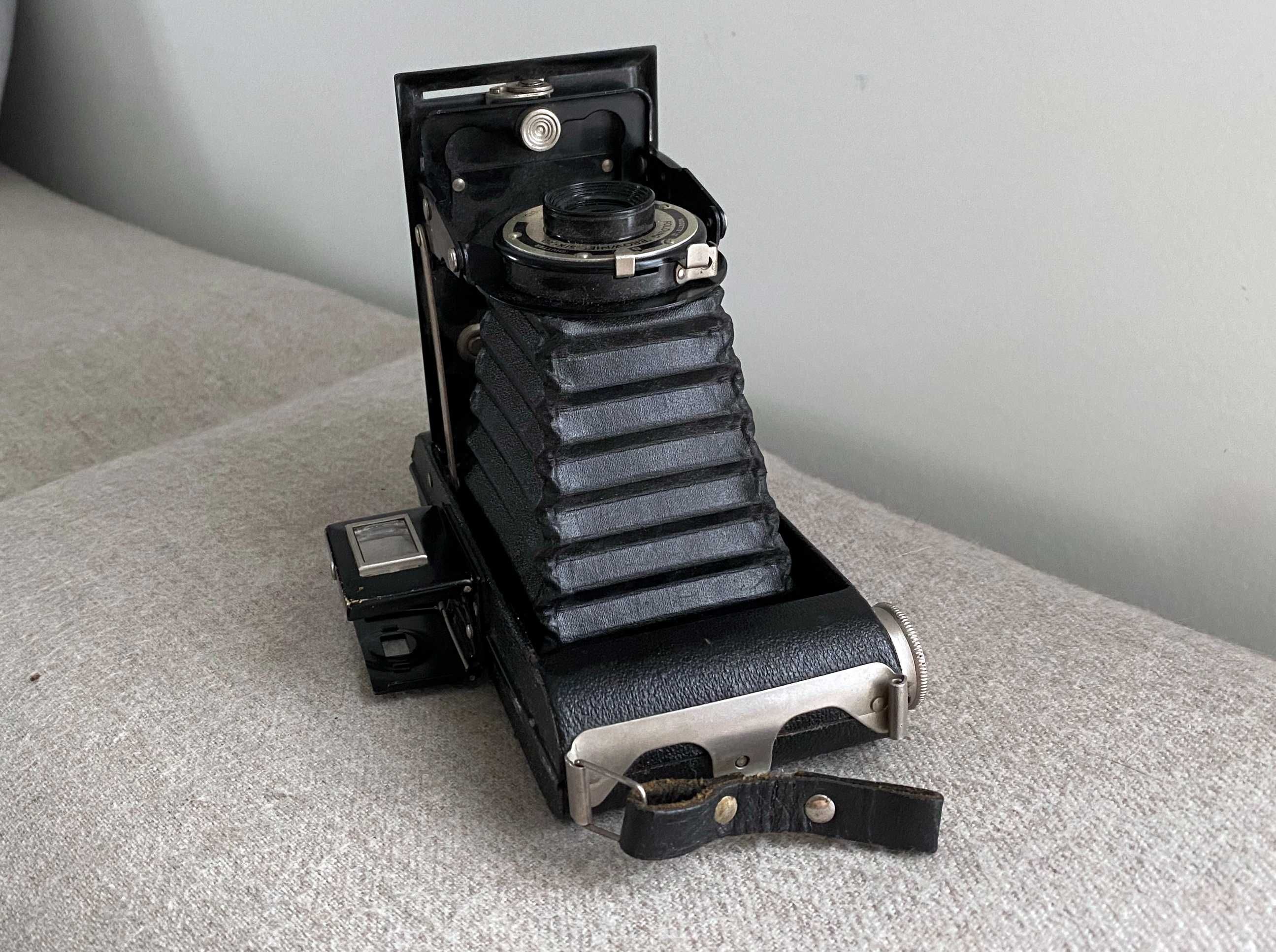 Camera foto burduf Kodak Folding Brownie Six-20 din 1900 retro vintage