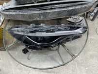 Far dreapta full led toyota corolla cross.