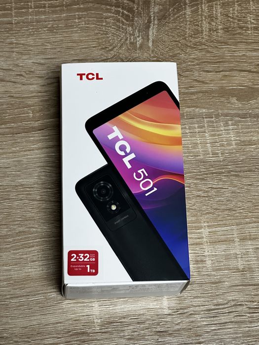Vand telefon TCL 501 sigilat