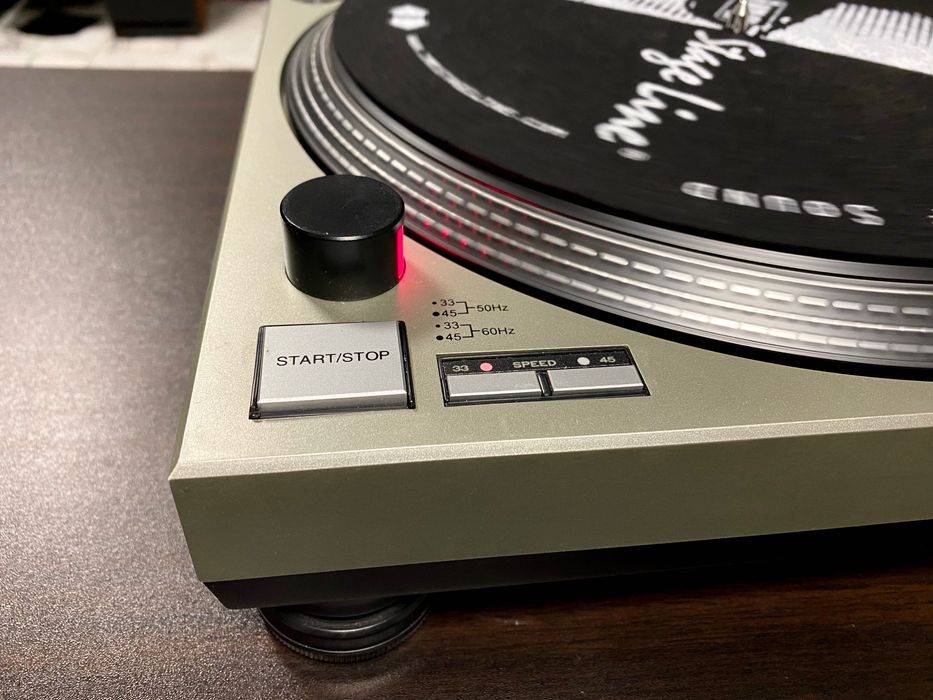 Почти нов грамофон Stage Line