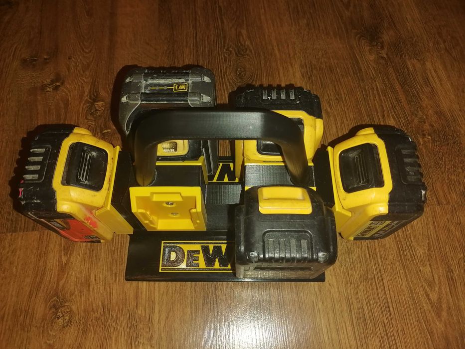 Suport Acumulatori Dewalt 6 Sloturi 14.4V/18V/54V