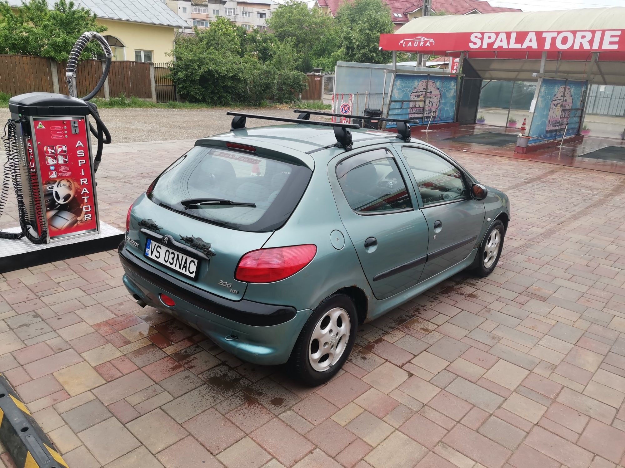 Vând Peugeot 206 hdi
