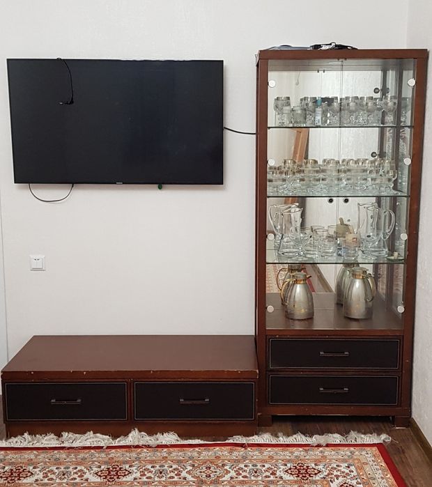 Срочно сервант сатылады 10мын тг