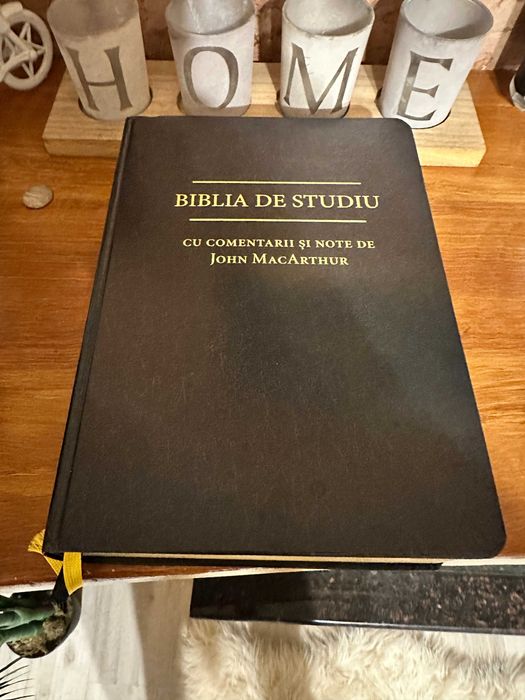 Biblie de studiu MacArthur – nou-nouță, nefolosită
