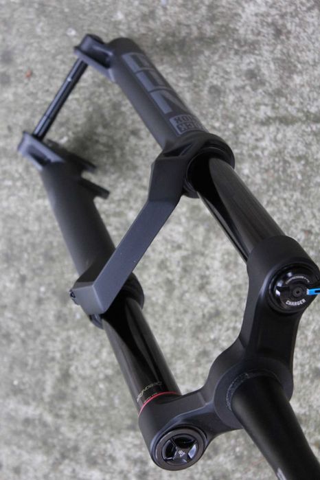 Rock Shox ZEB Select Charger RC 29 inch 170mm DebonAir+ Tapered Boost