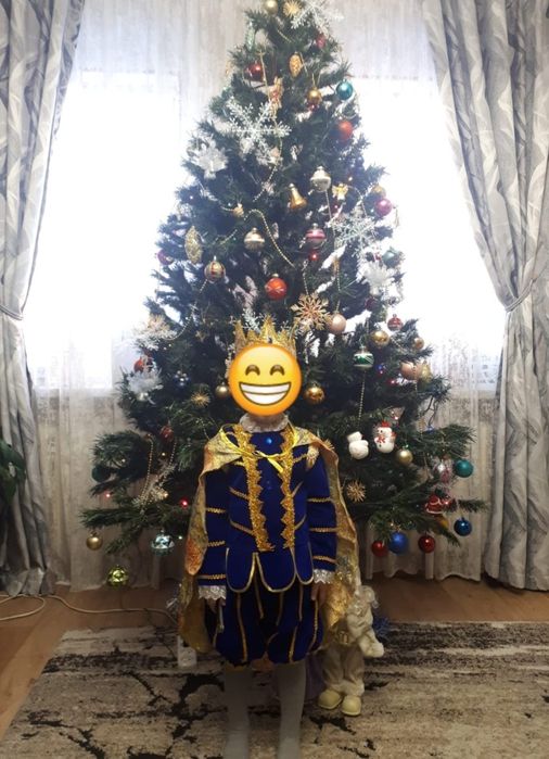 Продам  ЁЛКУ  240 см