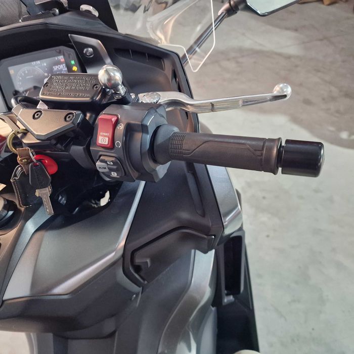 Scuter Honda Forza 750 ABS DCT | H05061 | motomus.ro