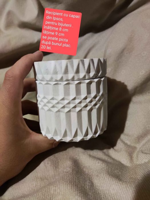 Folie protecție iPhone 15/15 pro 
iPhone 15 / 15 Pro
50 Lei 

iPhone