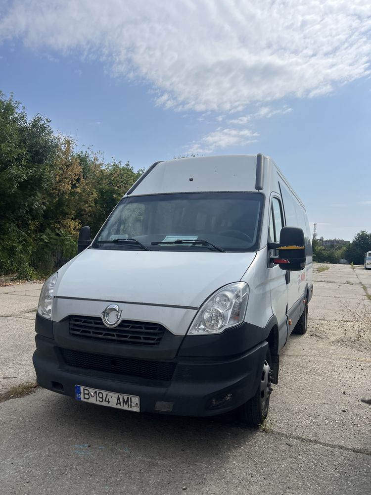 De vânzare Microbuz de persoane IVECO Daily