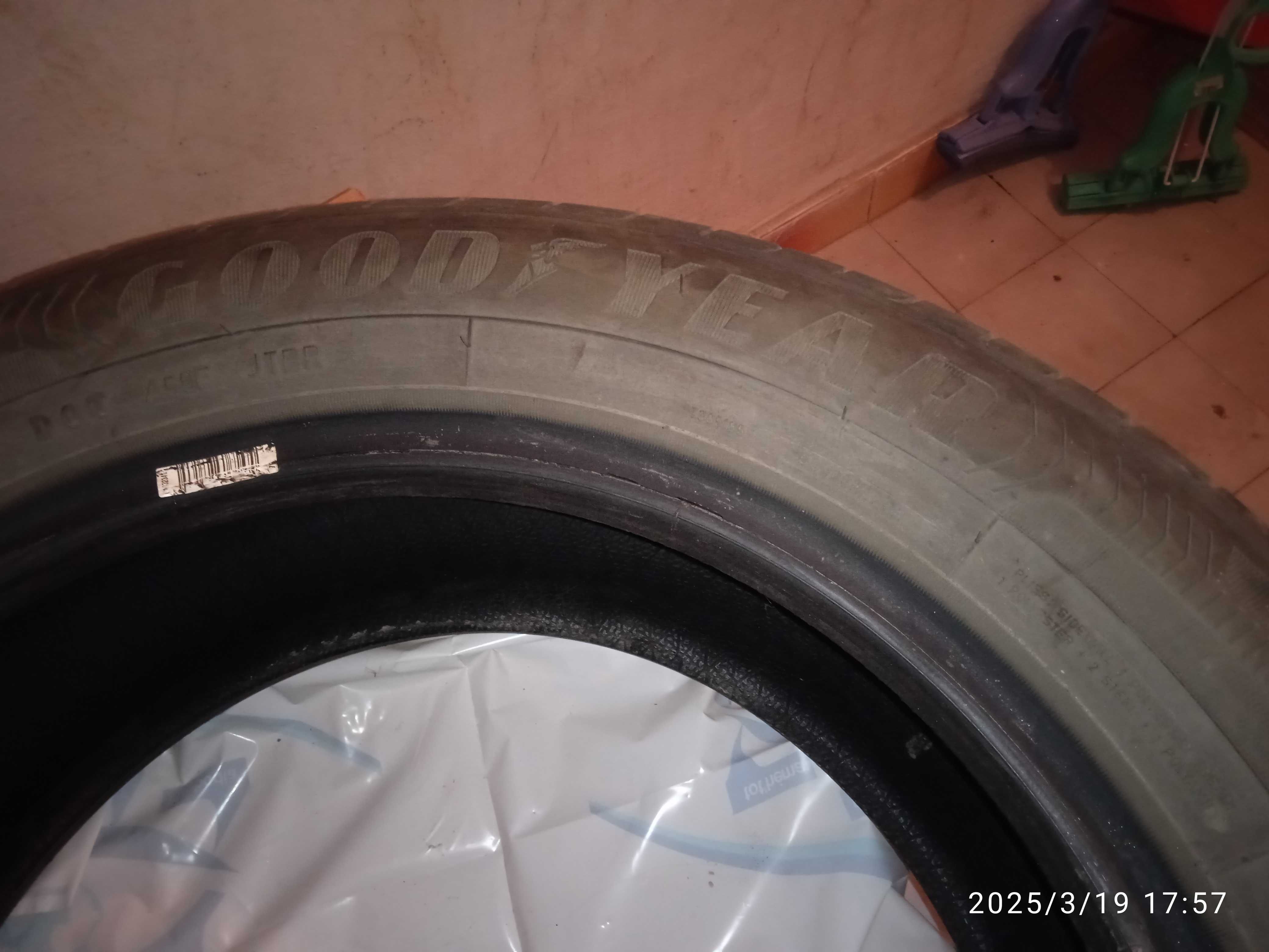 Летни гуми 4бр. Goodyear Efficientgrip Performance 205/55/16, DOT 5120