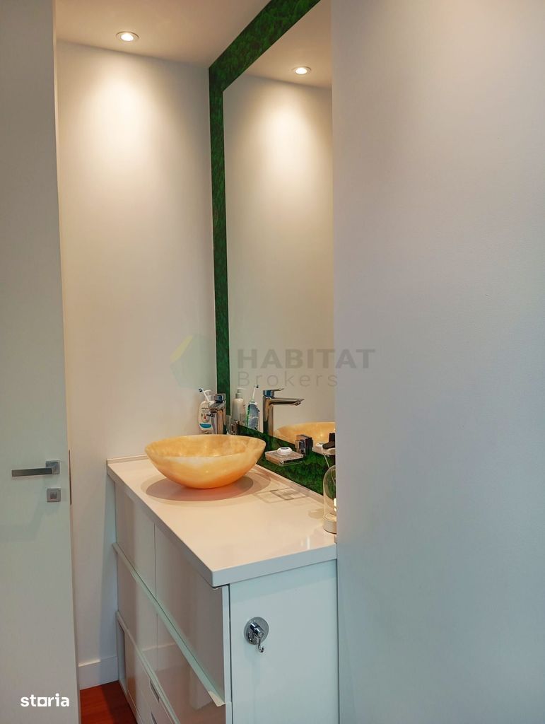 Vila care redefinește confortul – Design modern, vedere spre pădure Am