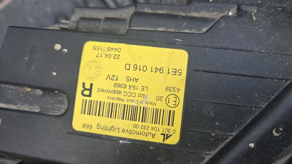 Far LED dreapta Skoda Octavia lll Facelift- Cod 5E1 941 016 D