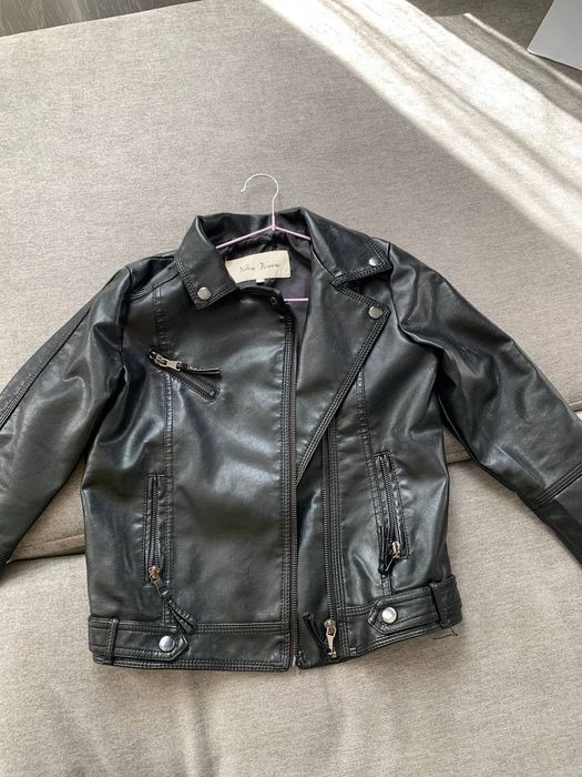 Продаётся детская куртка,косуха