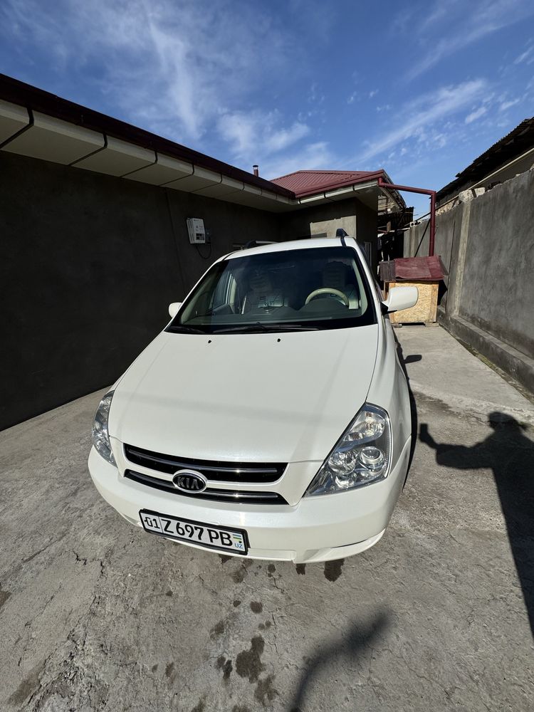 Продам Kia Carnival Grand.