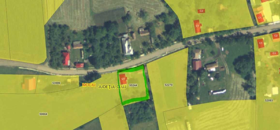 Casa traditionala cu teren generos de 1132 mp in Mociu  jud Cluj