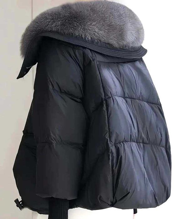 Ново дамско зимно яке с пухена яка