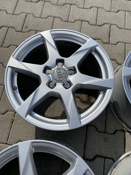 Jante origi 17 5 112 Audi A3 A4 A6 Q3 Q5 Wv Passat Touran Skoda Seat