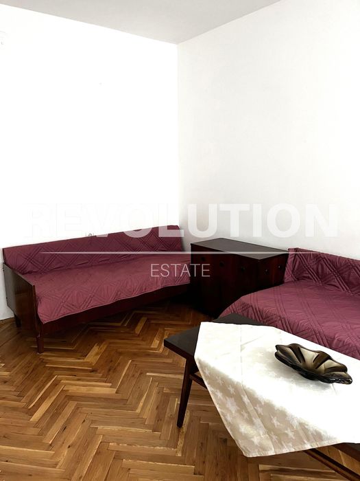 Тристаен апартамент в района на Чаталджа!