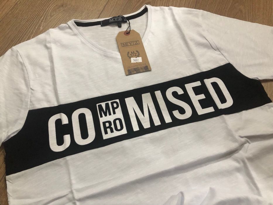 Мъжка тениска Compromised