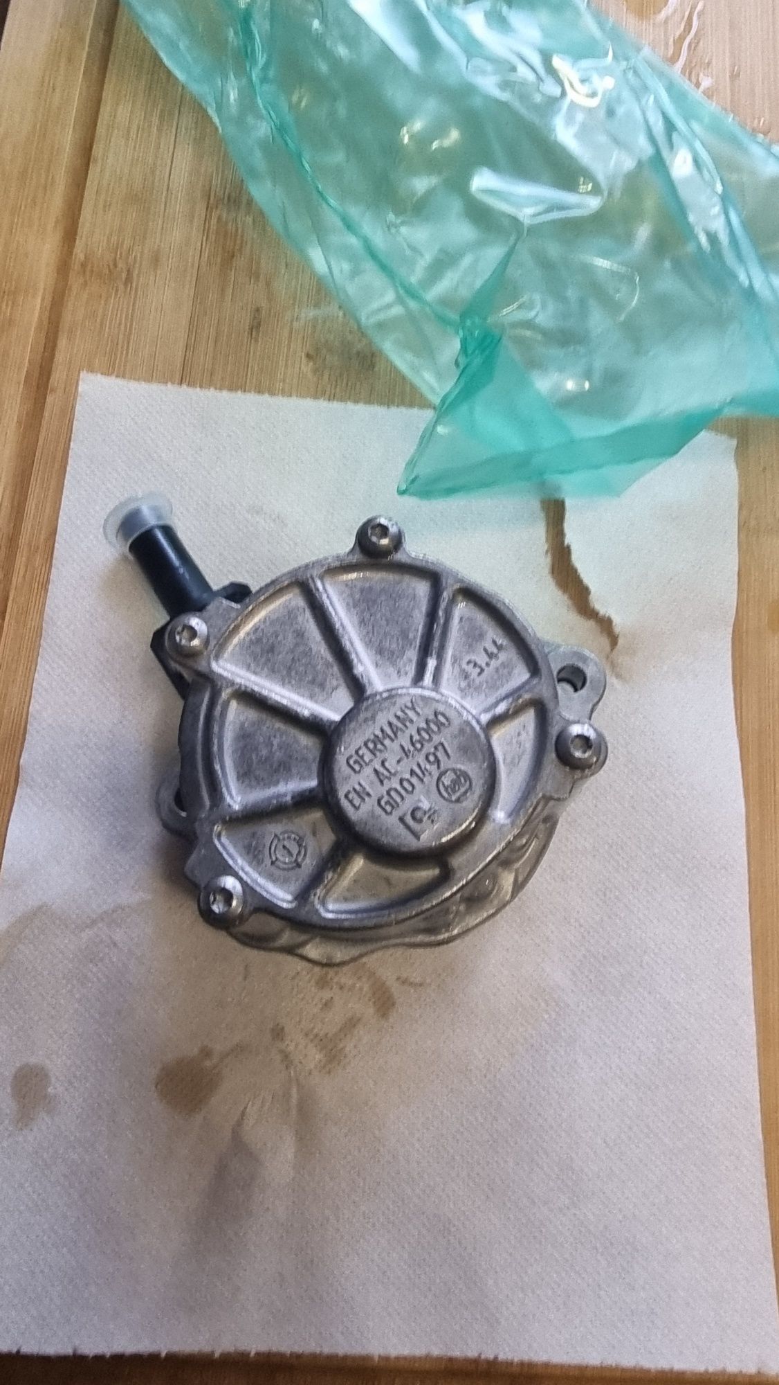 Pompa vacuum originala Mercedes A6510900005