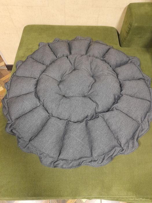 Лежанка для кошек и собак