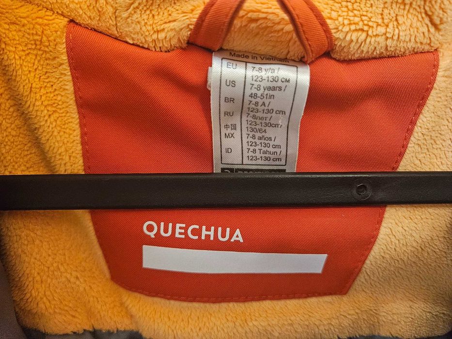 ДЕТСКО ЗИМНО ЯКЕ ТИП ПАРКА непромокаемо Decathlon 7-8 год.