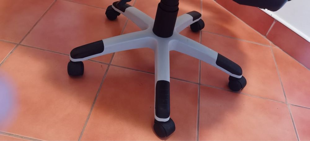Scaun directorial piele ecologica