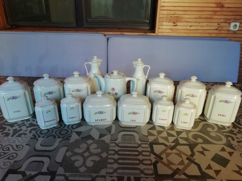 Буркани за подправки