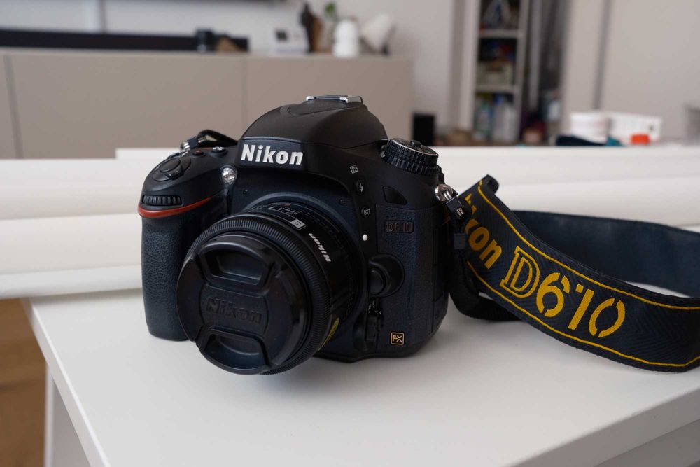 Aparat foto | Nikon D610 | 27.7 k Cadre | 2 Baterii | + 50 mm 1.8
