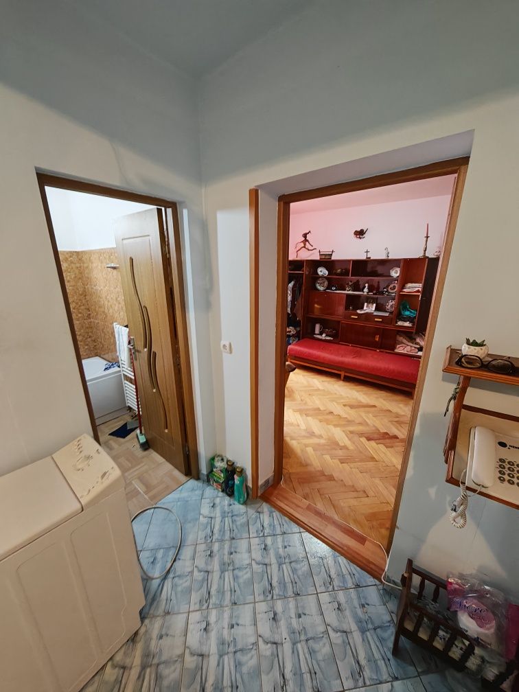 Apartament Etajul 2 - Lângă Farmacie Salix