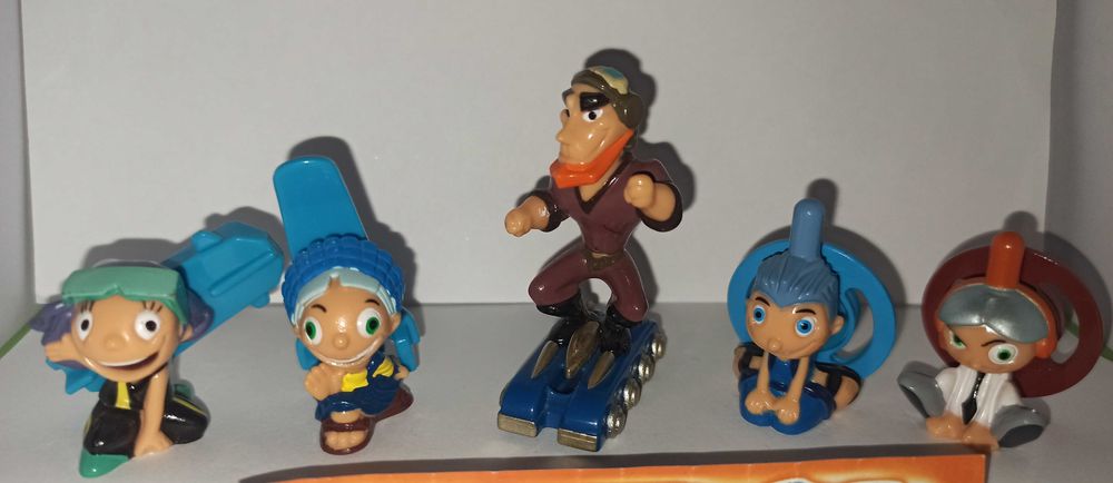 Киндер-игрушки, Веселые скейтеры, Дети-скейтбордисты, 2008