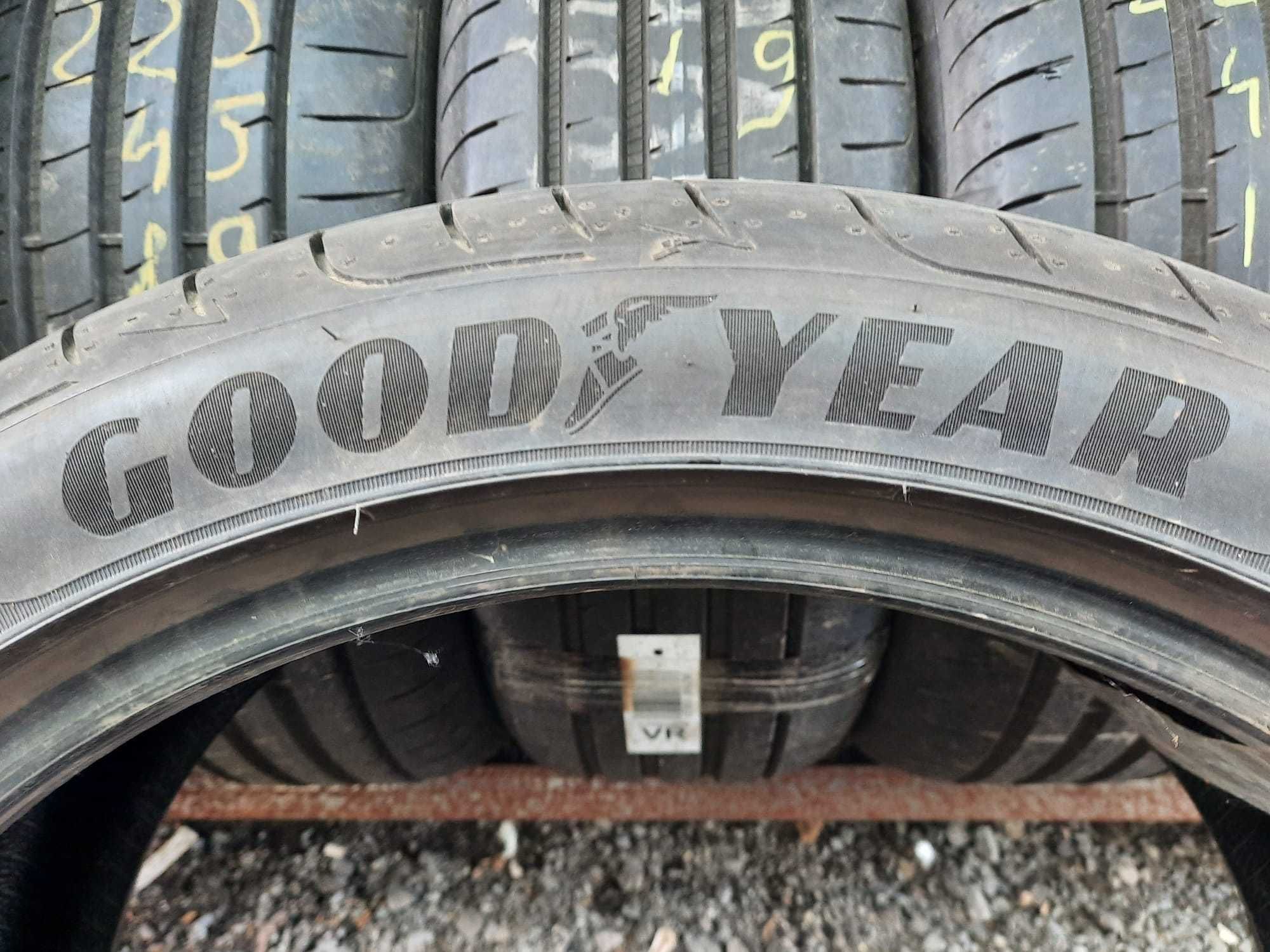 225 45 R19 Anvelope Vara GoodYear Eagle F1*